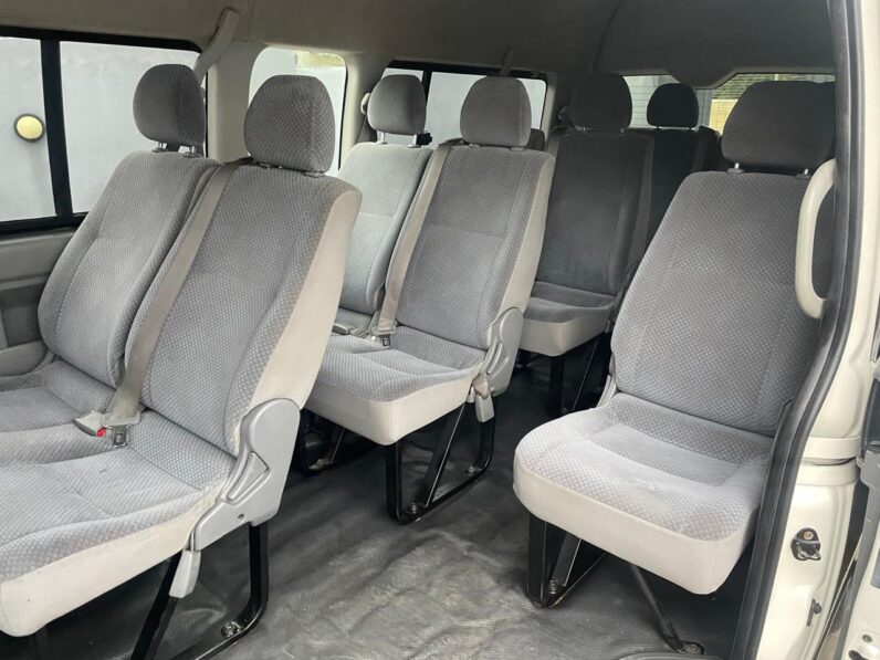 2011 Toyota Quantum 2.5D-4D GL 14-Seater Bus