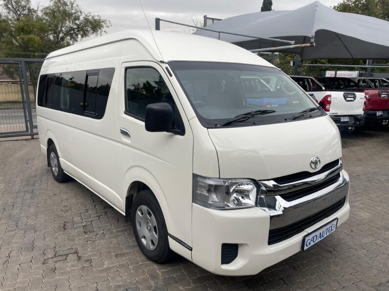2011 Toyota Quantum 2.5D-4D GL 14-Seater Bus