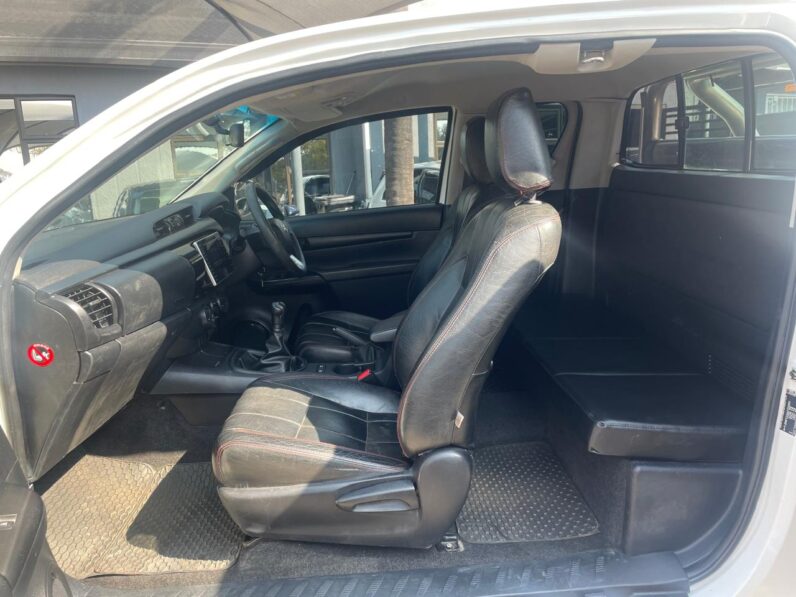 2017 Toyota Hilux 2.4GD-6 Xtra cab SRX