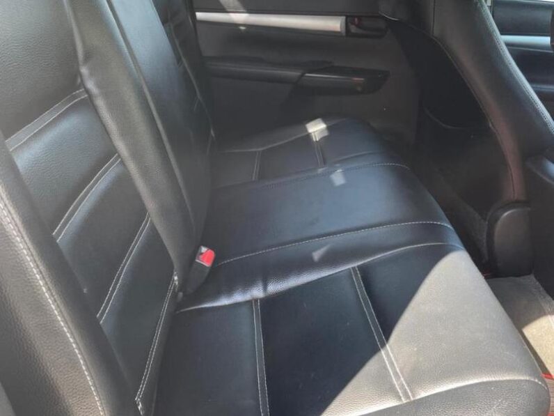 Toyota Hilux 2.4GD-6 Double Cab 4×4 SRX