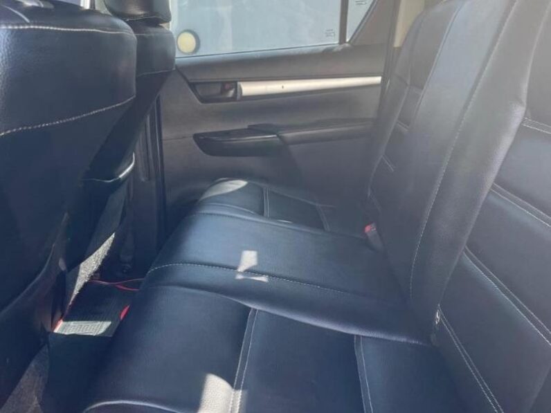 Toyota Hilux 2.4GD-6 Double Cab 4×4 SRX