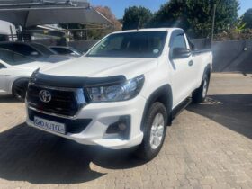 Toyota Hilux 2.4GD-6 SRX