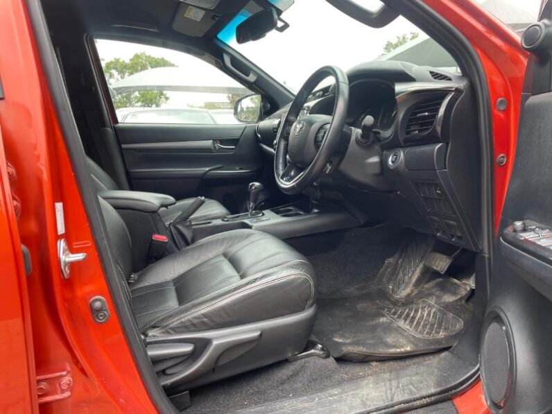 Toyota Hilux 2.8GD-6 Double Cab Legend Auto