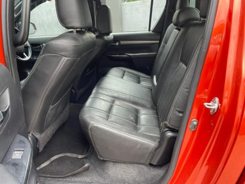 Toyota Hilux 2.8GD-6 Double Cab Legend Auto