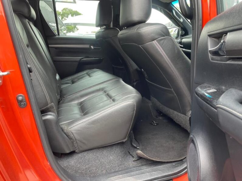 Toyota Hilux 2.8GD-6 Double Cab Legend Auto