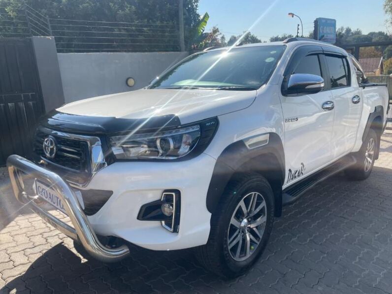Toyota Hilux 2.8GD-6 Double Cab Raider auto
