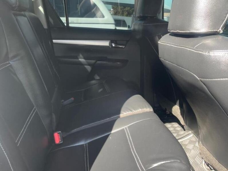 Toyota Hilux 2.8GD-6 Double Cab Raider auto