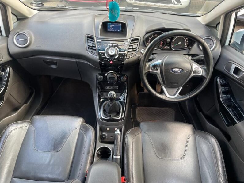 Ford Fiesta 5-Door 1.0T Titanium