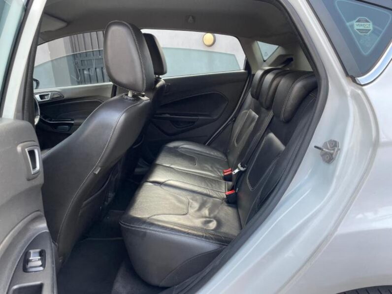 Ford Fiesta 5-Door 1.0T Titanium