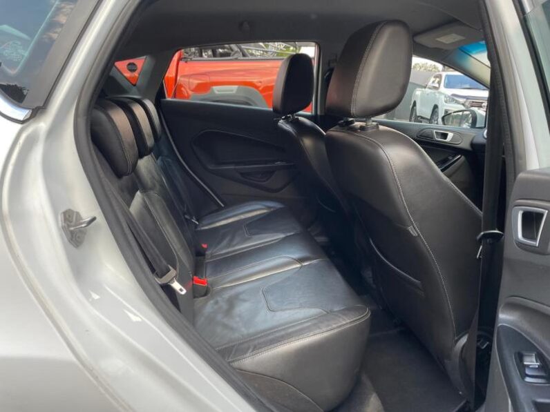 Ford Fiesta 5-Door 1.0T Titanium