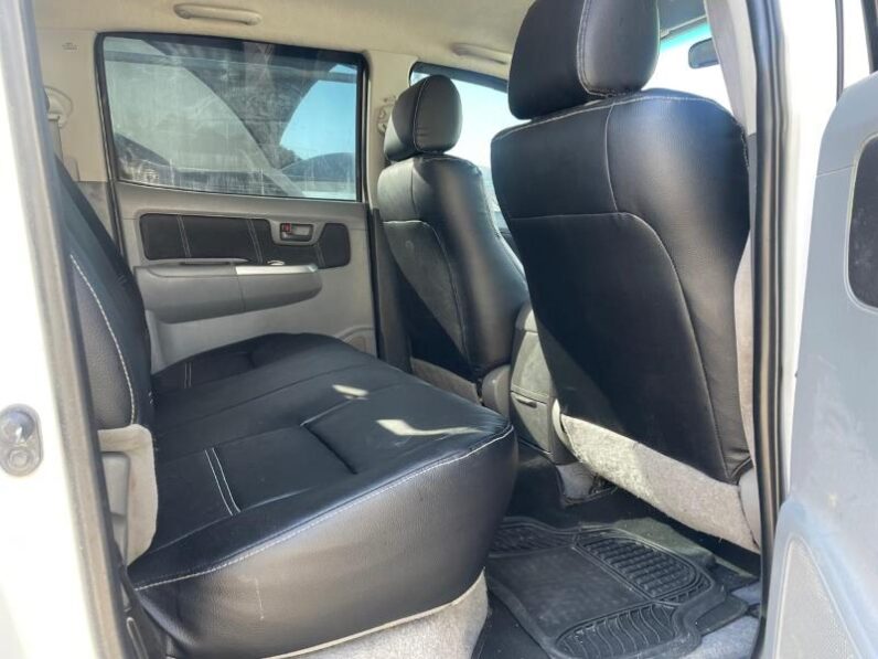 Toyota Hilux 3.0D-4D Double Cab Raider