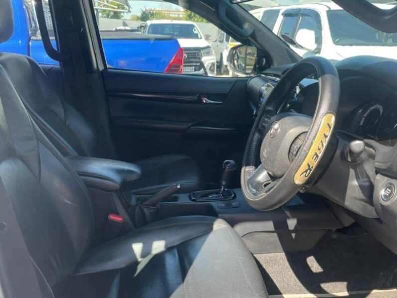 Toyota Hilux 2.8GD-6 Double Cab 4×4 Legend Auto