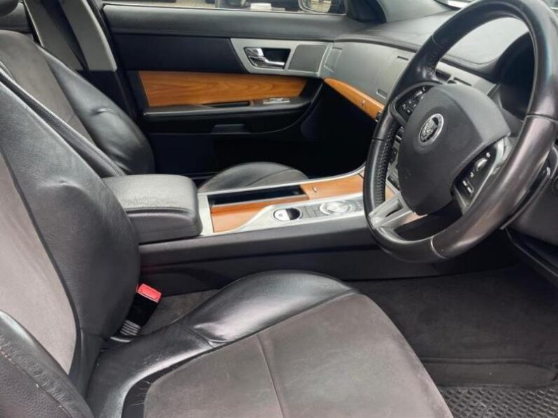 Jaguar XF 3.0D Luxury