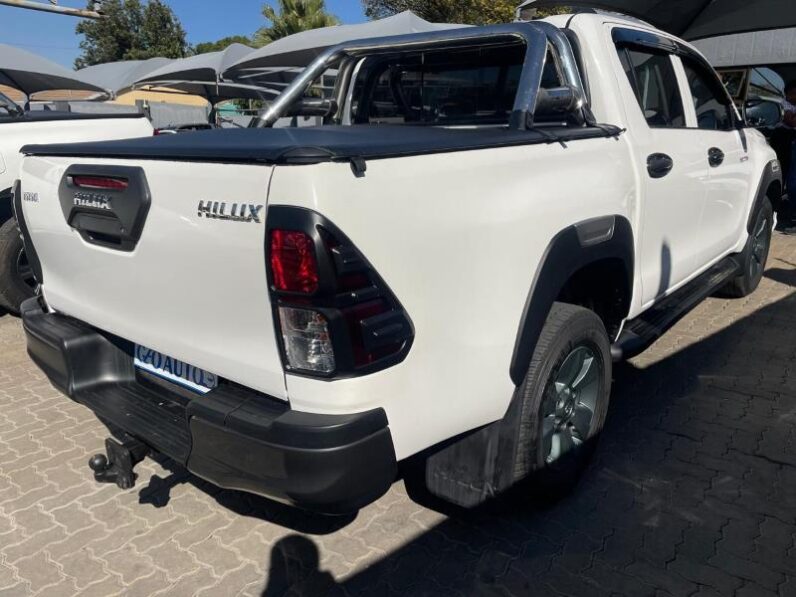 Toyota Hilux 2.4GD-6 Double Cab SRX Auto