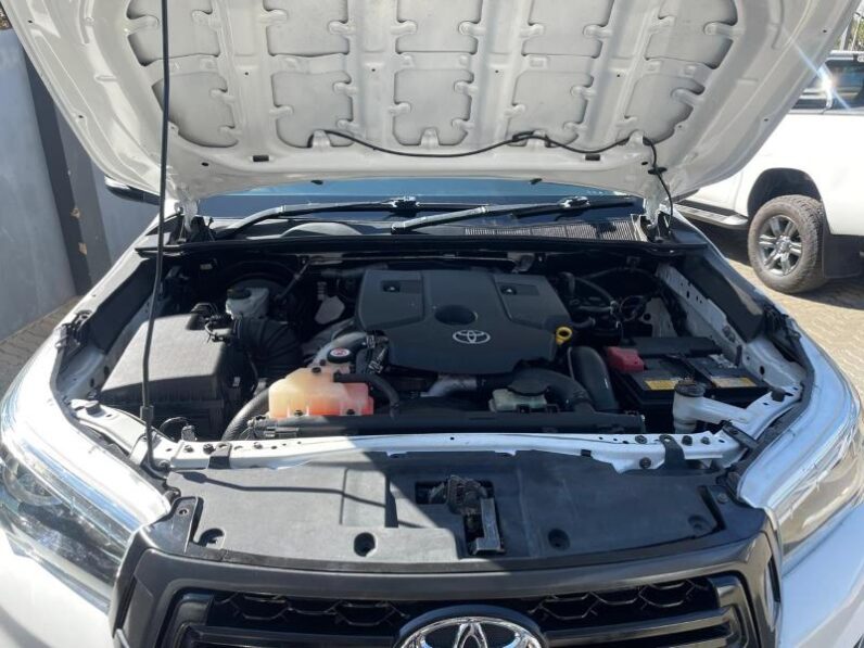 Toyota Hilux 2.4GD-6 Double Cab SRX Auto