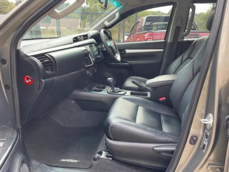 Toyota Hilux 2.4GD-6 Double Cab Raider Auto
