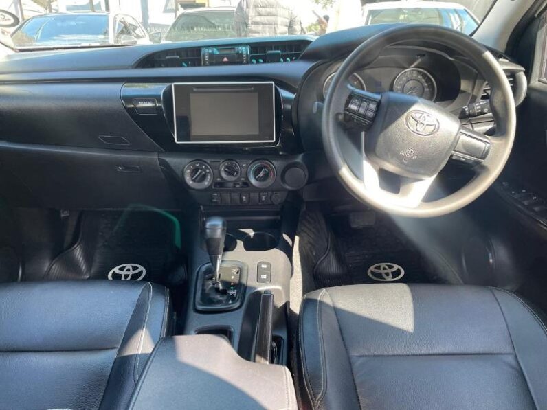 Toyota Hilux 2.4GD-6 Double Cab SRX Auto