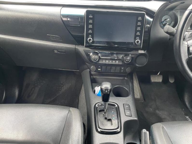 Toyota Hilux 2.8GD-6 Double Cab Legend Auto