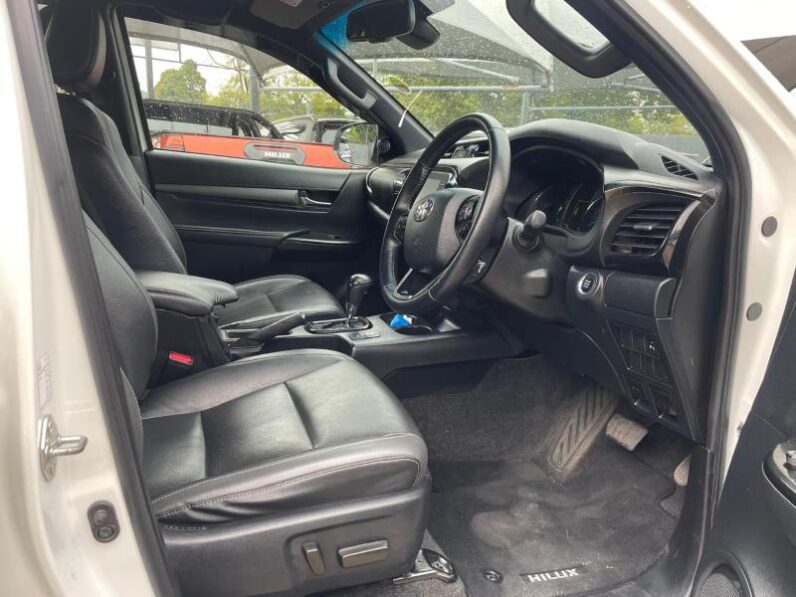 Toyota Hilux 2.8GD-6 Double Cab Legend Auto