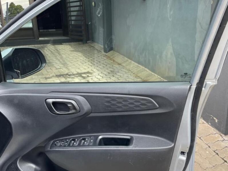 Hyundai Grand i10 1.0 Fluid Hatch Manual