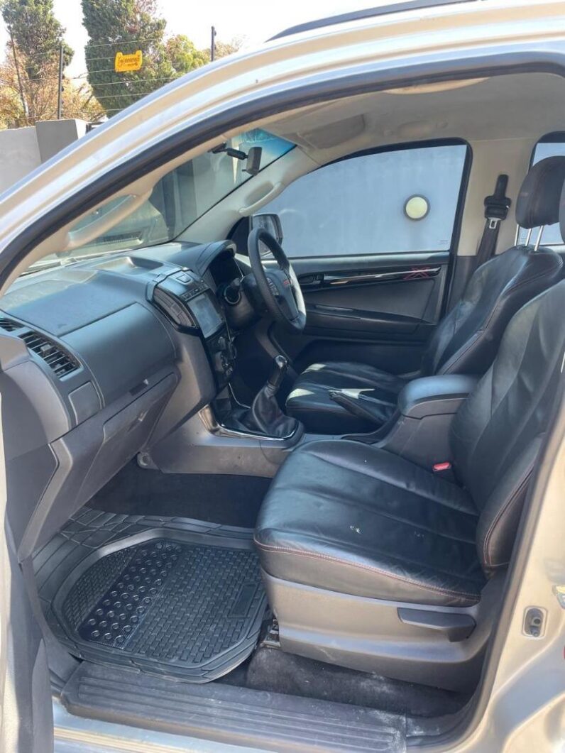 2019 Isuzu D-Max 250 Double Cab X-Rider