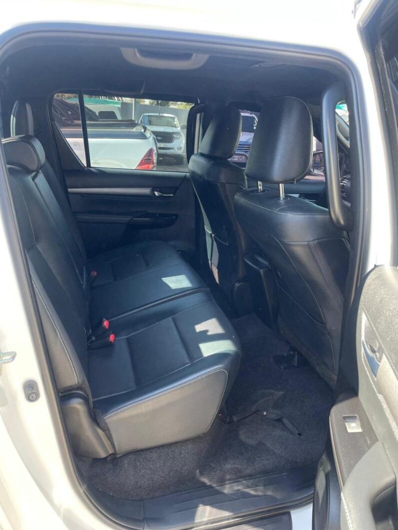 Toyota Hilux 2.8GD-6 Double Cab Legend RS