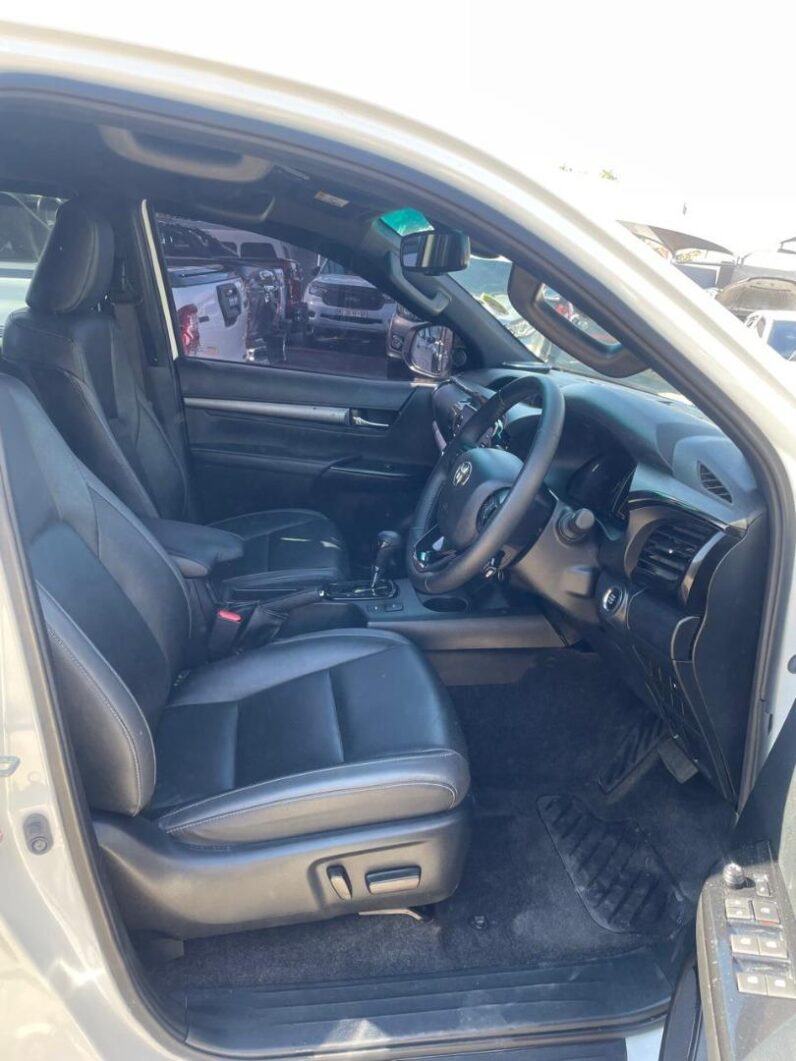 Toyota Hilux 2.8GD-6 Double Cab Legend RS
