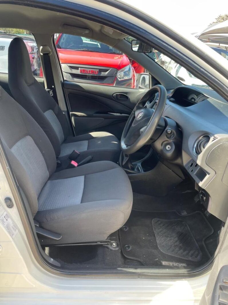 2013 Toyota Etios Sedan 1.5 Xi