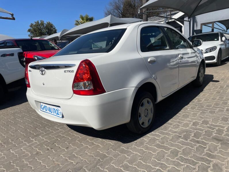 2013 Toyota Etios Sedan 1.5 Xi