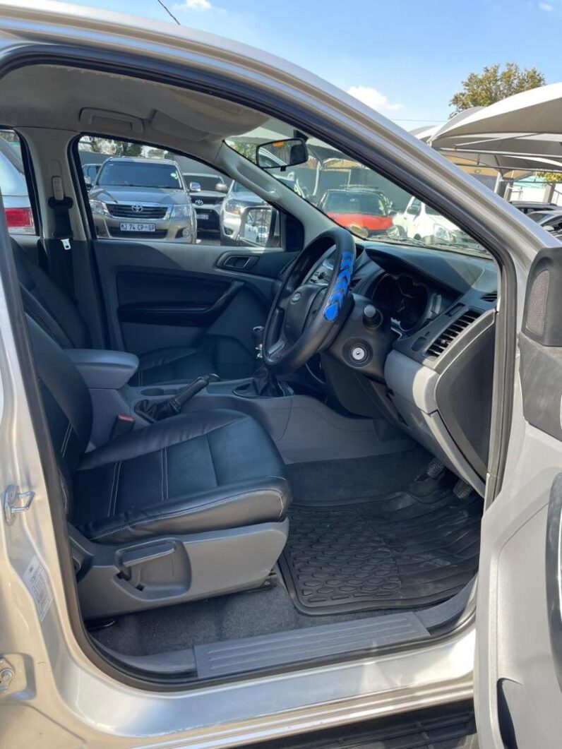 2015 Ford Ranger 2.2TDCi Hi-Rider Double Cab