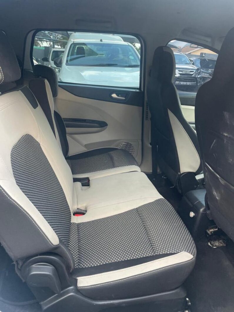 2022 Renault Triber 1.0 Intens